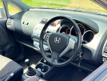 Used Honda Jazz 2005 for sale - 75145288: Photo