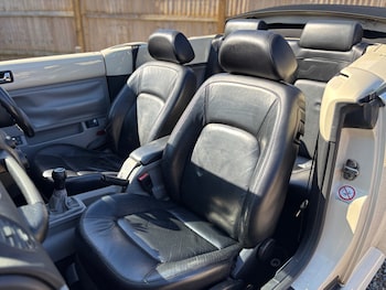 Used Volkswagen Beetle 2003 for sale - 77931686: Photo