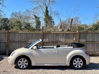 Used Volkswagen Beetle 2003 for sale - 77931686: Photo