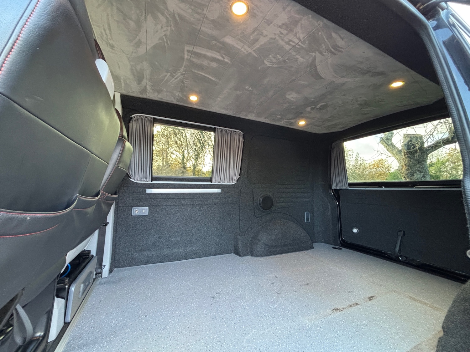 Used Volkswagen Transporter 2014 for sale - 76778436: Photo 8