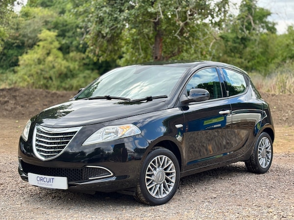 Used Chrysler Ypsilon 2013 for sale - 75408202: Photo 13