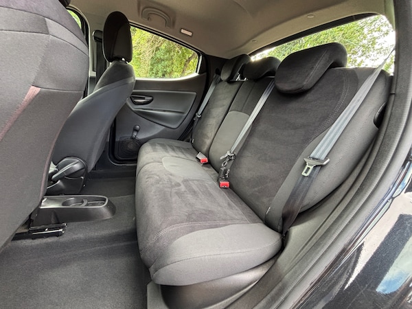 Used Chrysler Ypsilon 2013 for sale - 75408202: Photo 6