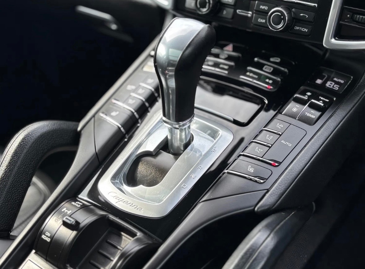 Used Porsche Cayenne 2015 for sale - 77822078: Photo 14