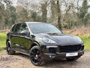 2015 (15) - 3.0 V6 Diesel Tiptronic S GTS Black Auto Pan Roof Facelift 5-Door