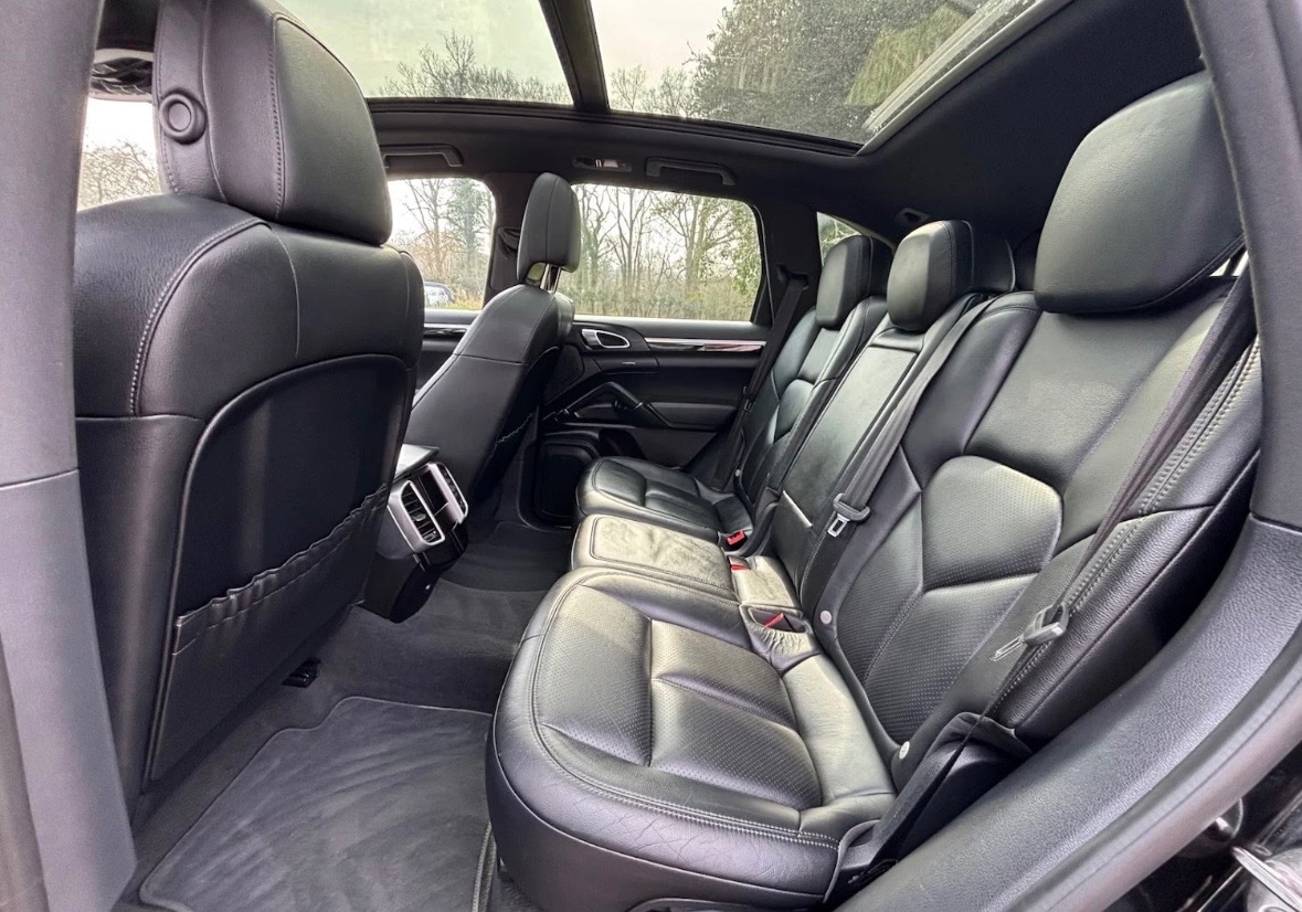 Used Porsche Cayenne 2015 for sale - 77822078: Photo 8