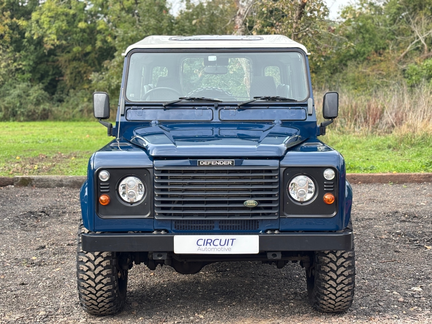 Used Land Rover Defender 1999 for sale - 76142700: Photo 10