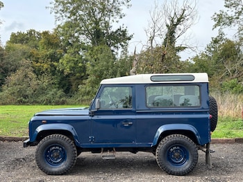 Used Land Rover Defender 1999 for sale - 76142700: Photo 3