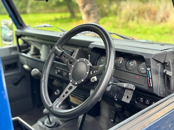 Used Land Rover Defender 1999 for sale - 76142700: Photo 4