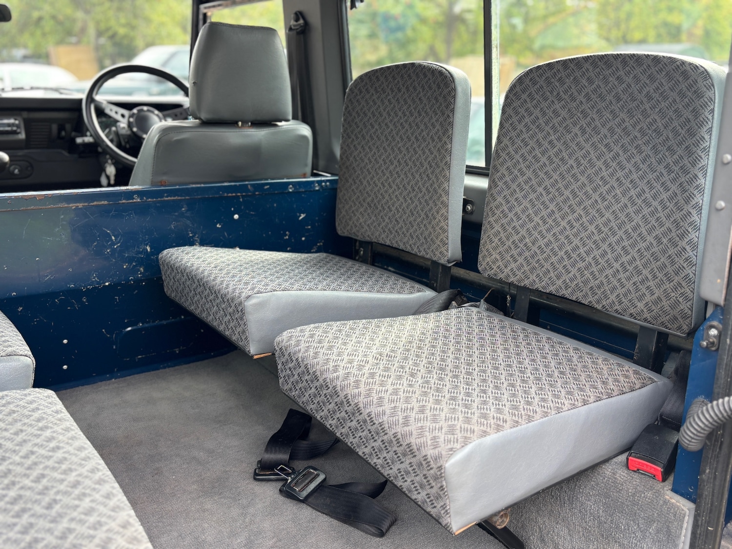 Used Land Rover Defender 1999 for sale - 76142700: Photo 6