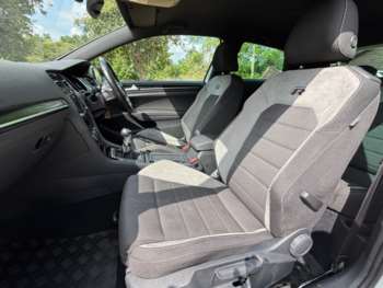Used Volkswagen Golf 2016 for sale - 75355132: Photo