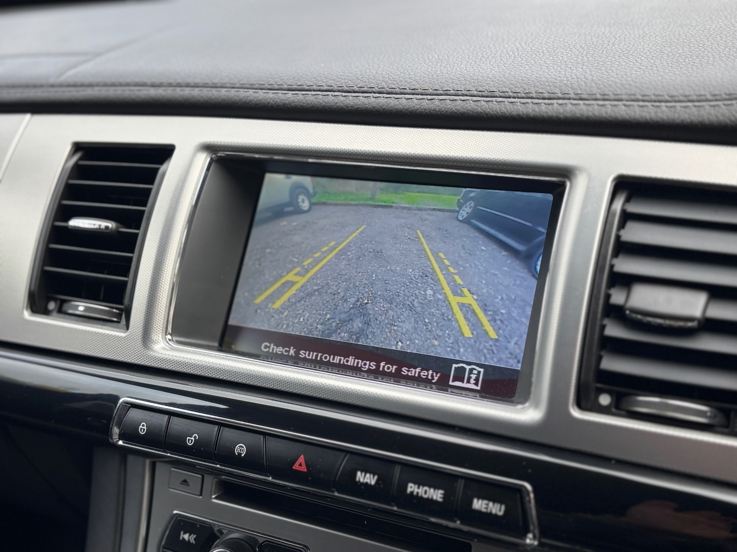 Used Jaguar XF 2013 for sale - 76207394: Photo 11