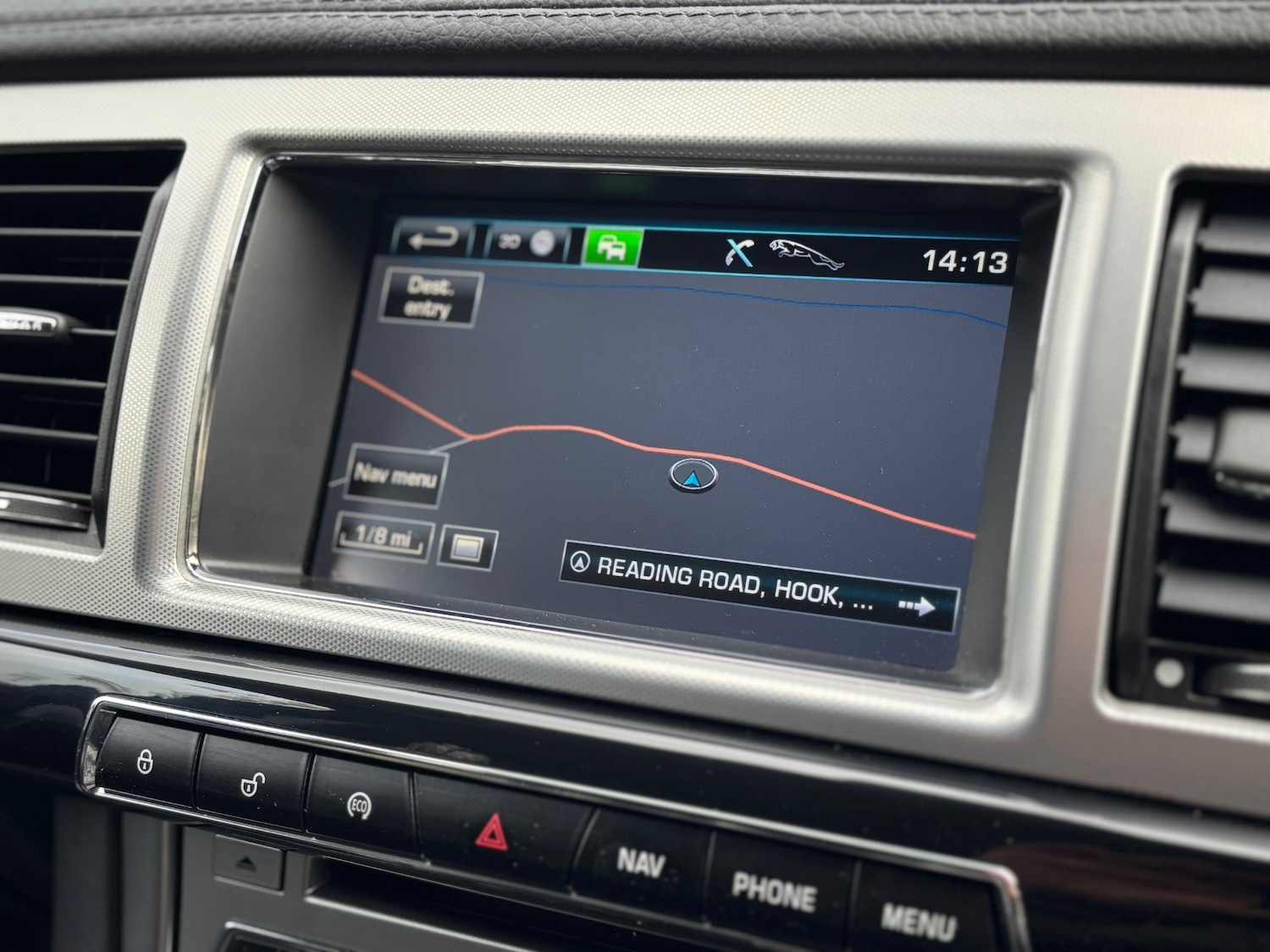 Used Jaguar XF 2013 for sale - 76207394: Photo 16