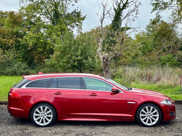 Used Jaguar XF 2013 for sale - 76207394: Photo 5