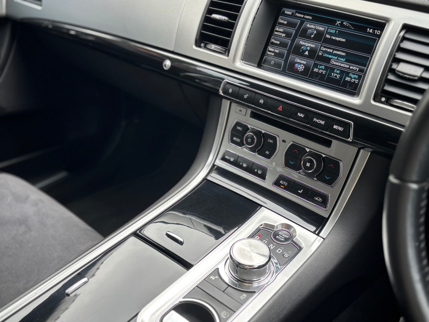 Used Jaguar XF 2013 for sale - 76207394: Photo 6