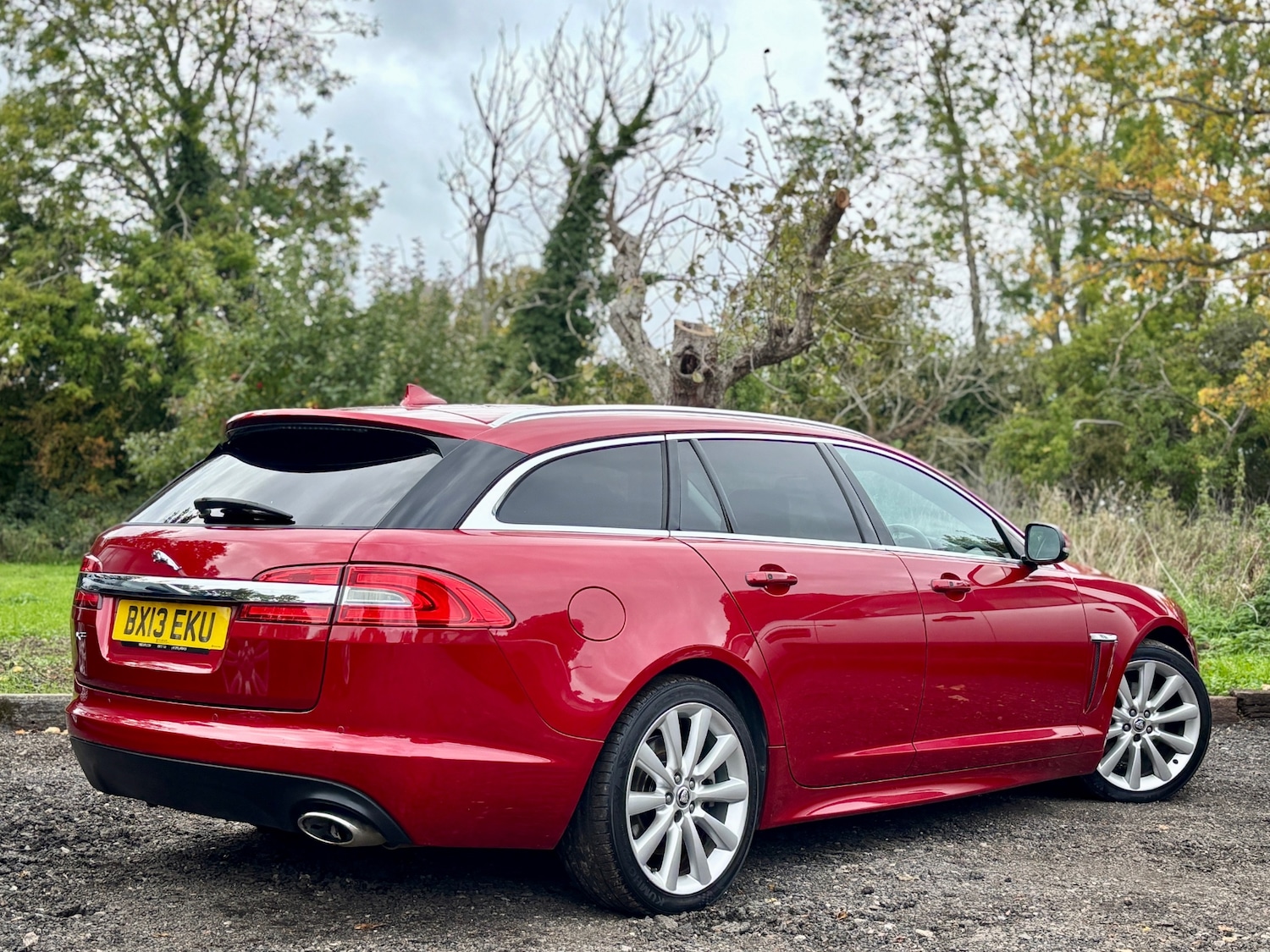 Used Jaguar XF 2013 for sale - 76207394: Photo 7