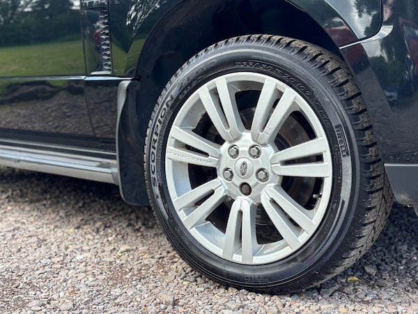 Used Land Rover Range Rover 2010 for sale - 74779691: Photo 11