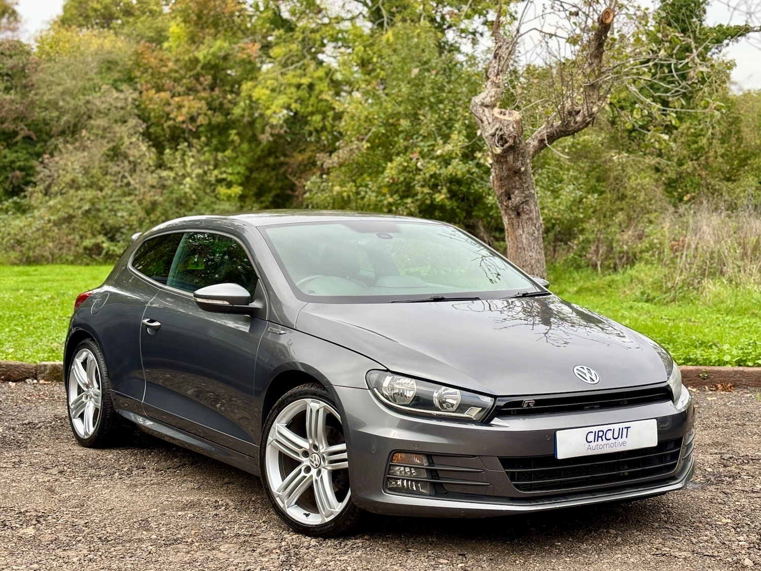 Used Volkswagen Scirocco 2015 for sale - 76309705: Photo 1