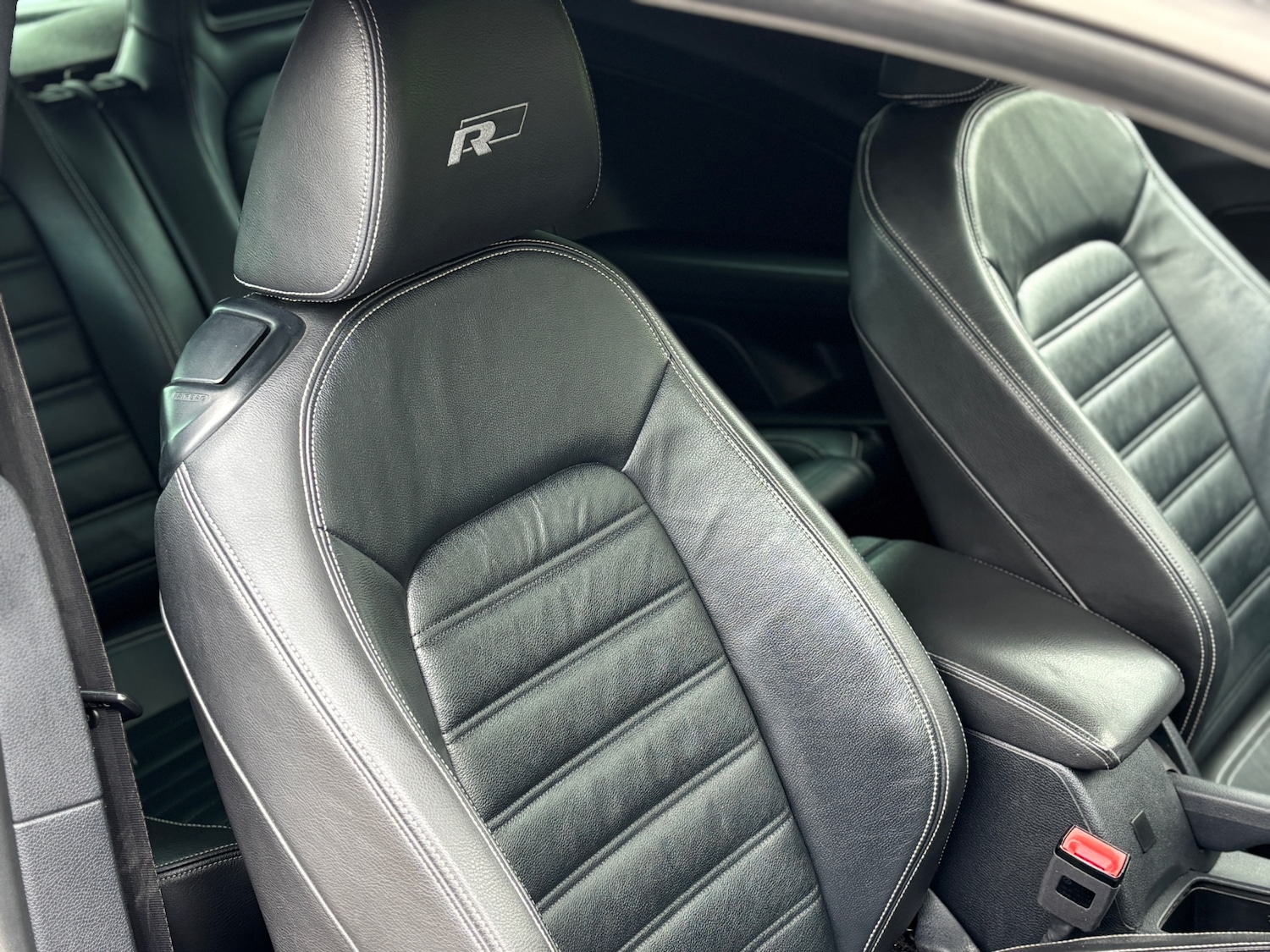 Used Volkswagen Scirocco 2015 for sale - 76309705: Photo 10