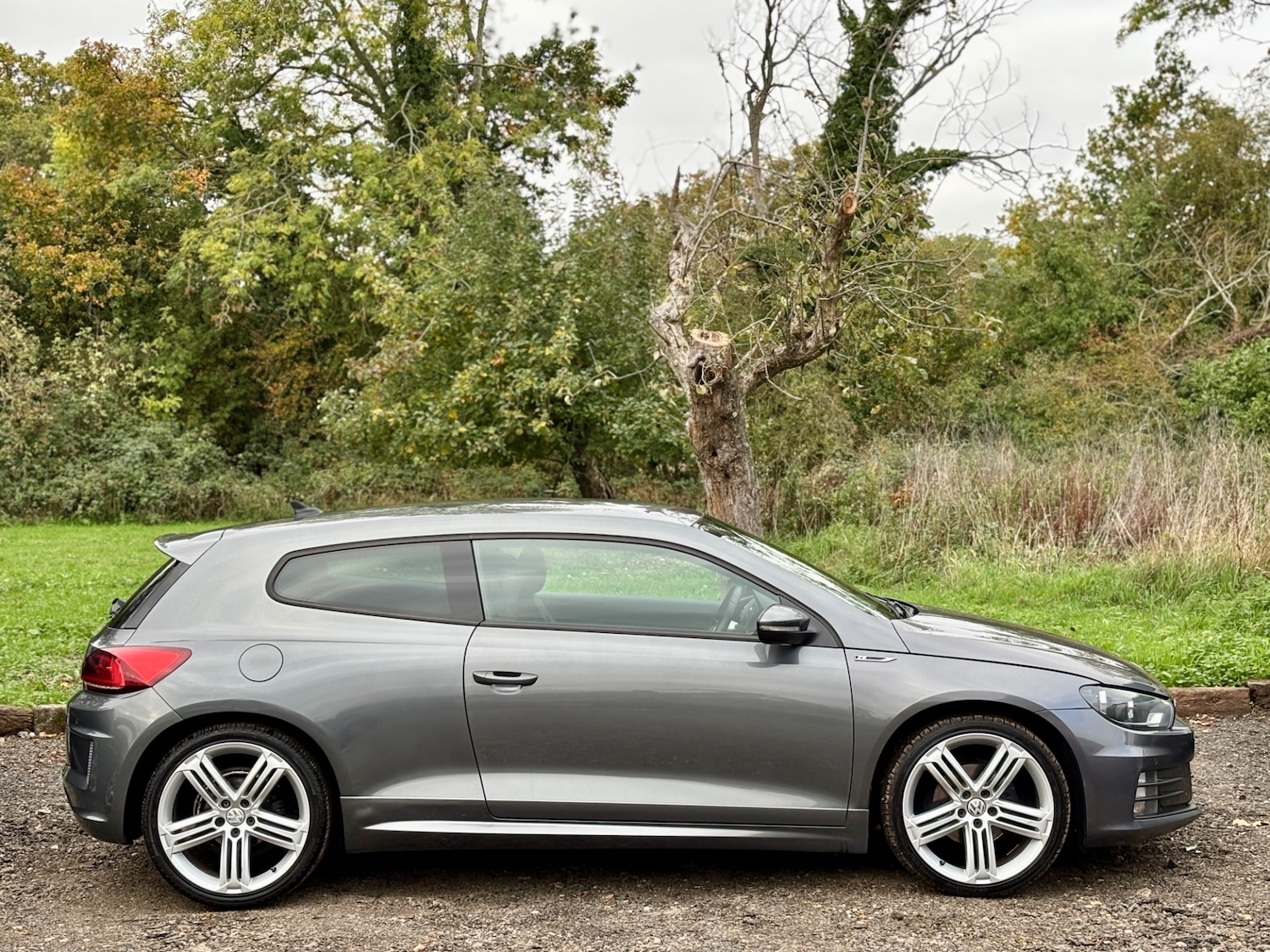 Used Volkswagen Scirocco 2015 for sale - 76309705: Photo 5