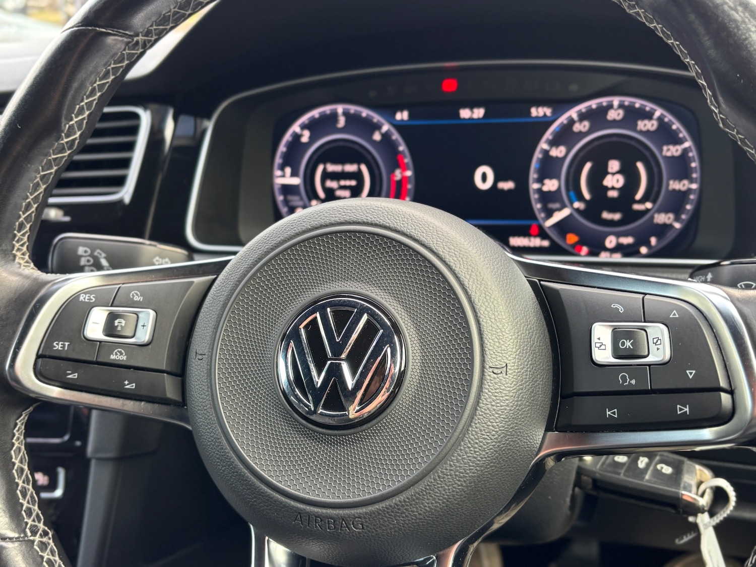 Used Volkswagen Golf 2017 for sale - 76693496: Photo 13