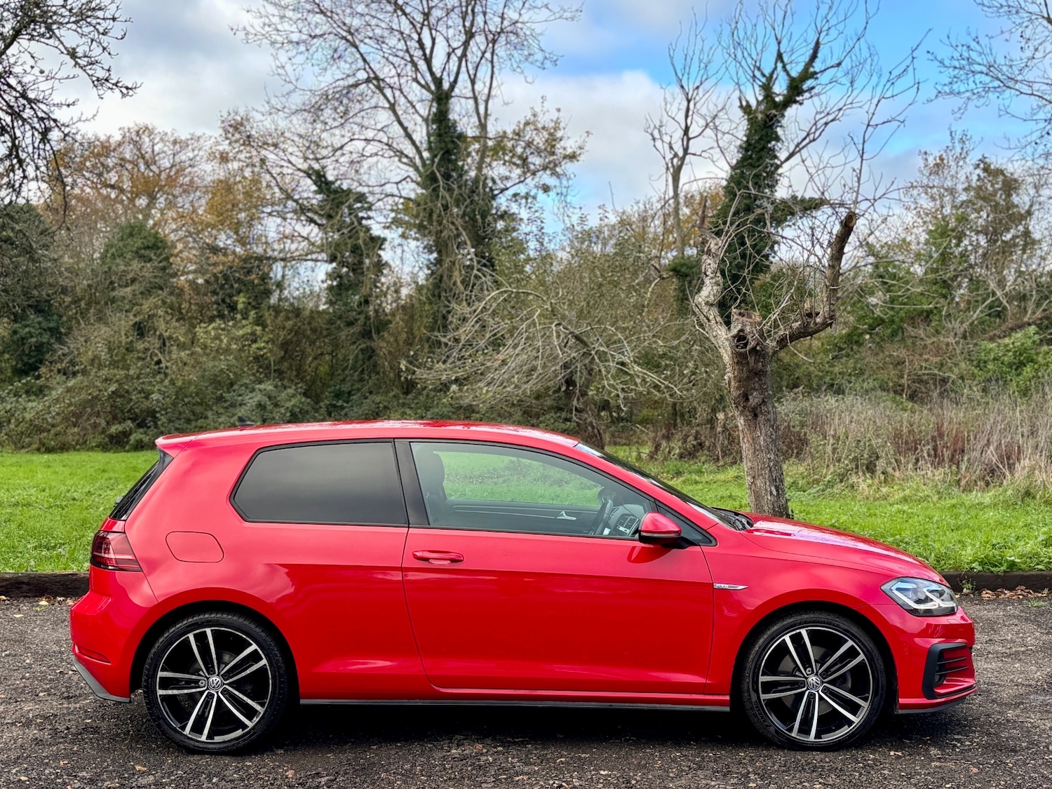 Used Volkswagen Golf 2017 for sale - 76693496: Photo 5