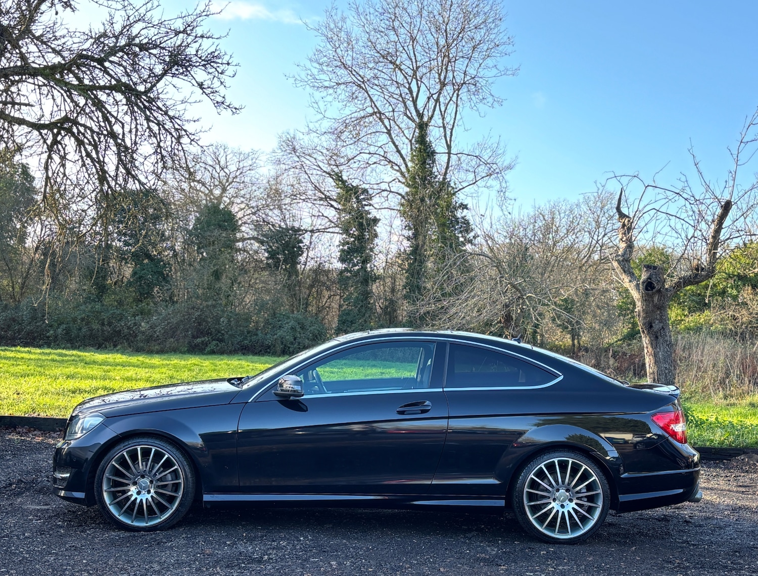 Used Mercedes-Benz C Class 2014 for sale - 77003290: Photo 3