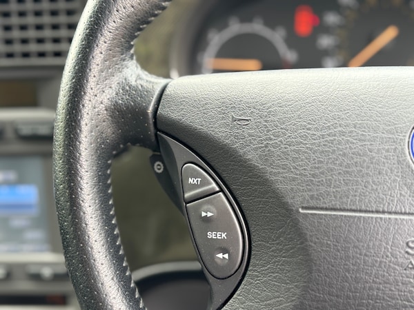 Used Saab 9-5 2004 for sale - 76288670: Photo 12