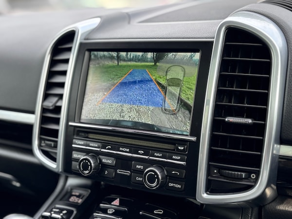 Used Porsche Cayenne 2015 for sale - 73974834: Photo 12