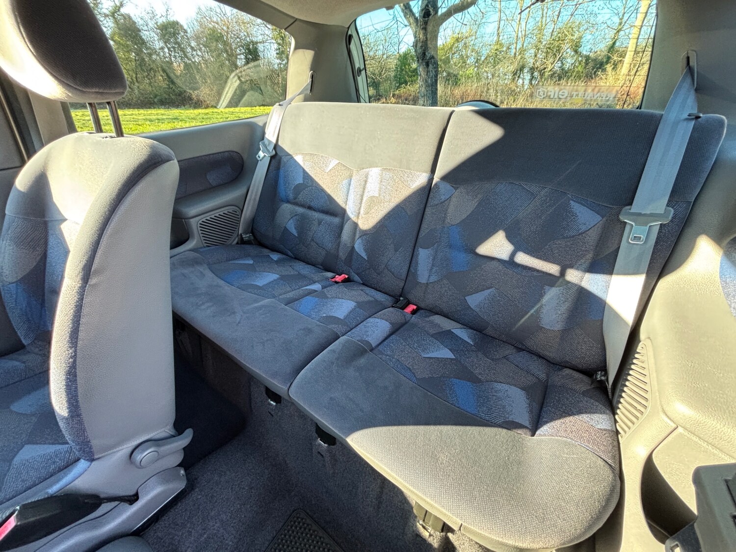 Used Renault Clio 2001 for sale - 77196611: Photo 6