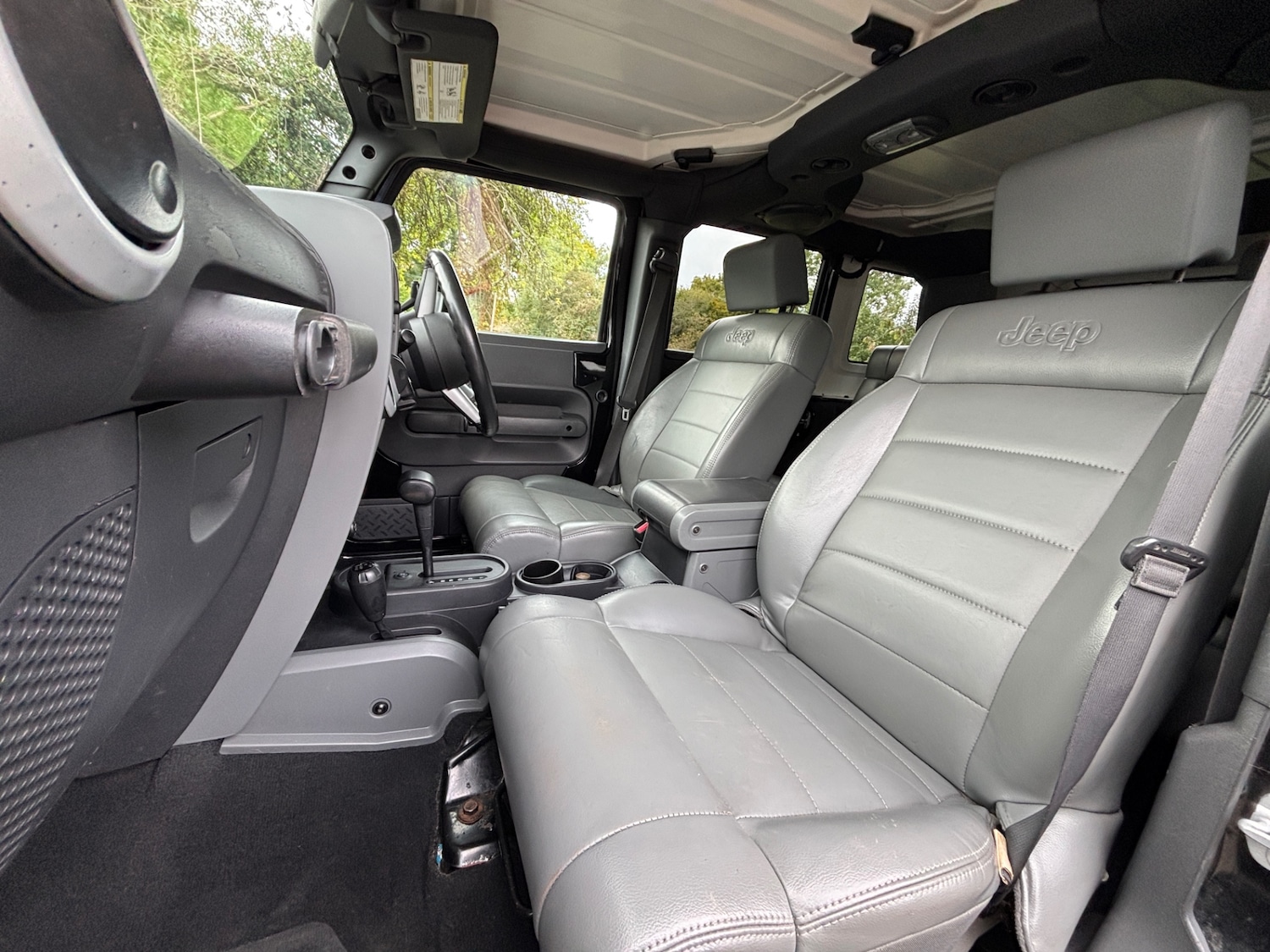 Used Jeep Wrangler 2010 for sale - 76143304: Photo 2