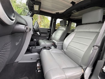 Used Jeep Wrangler 2010 for sale - 76143304: Photo 2