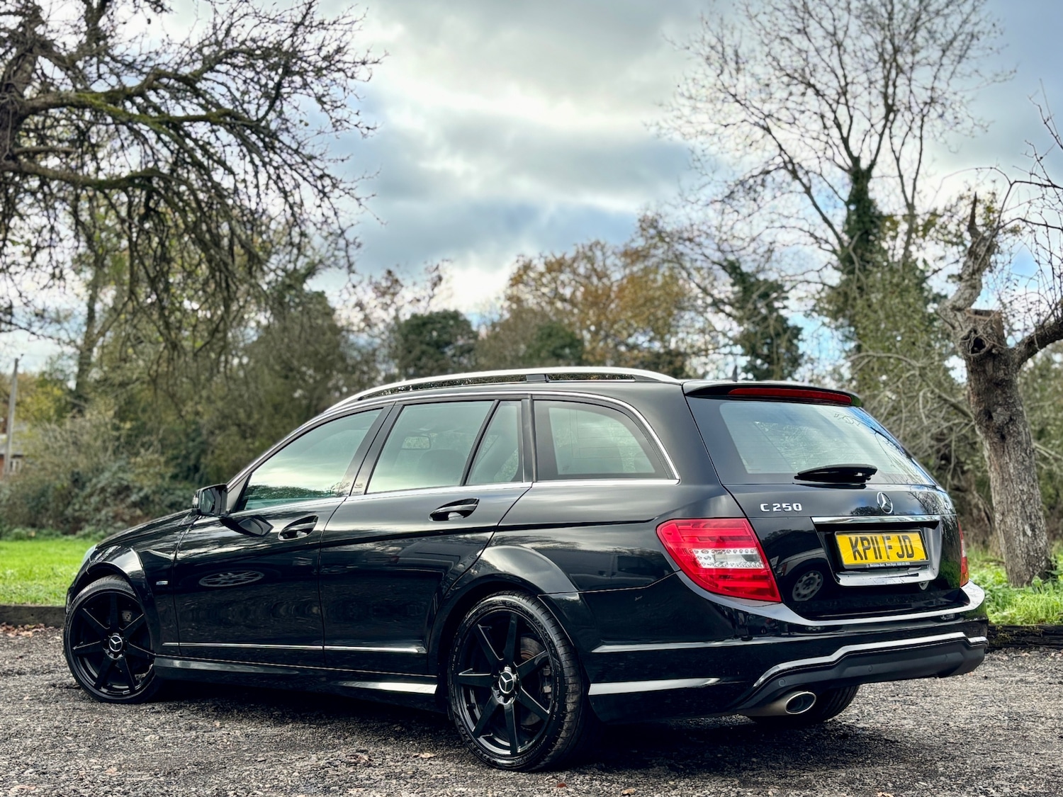 Used Mercedes-Benz C Class 2011 for sale - 76693645: Photo 9