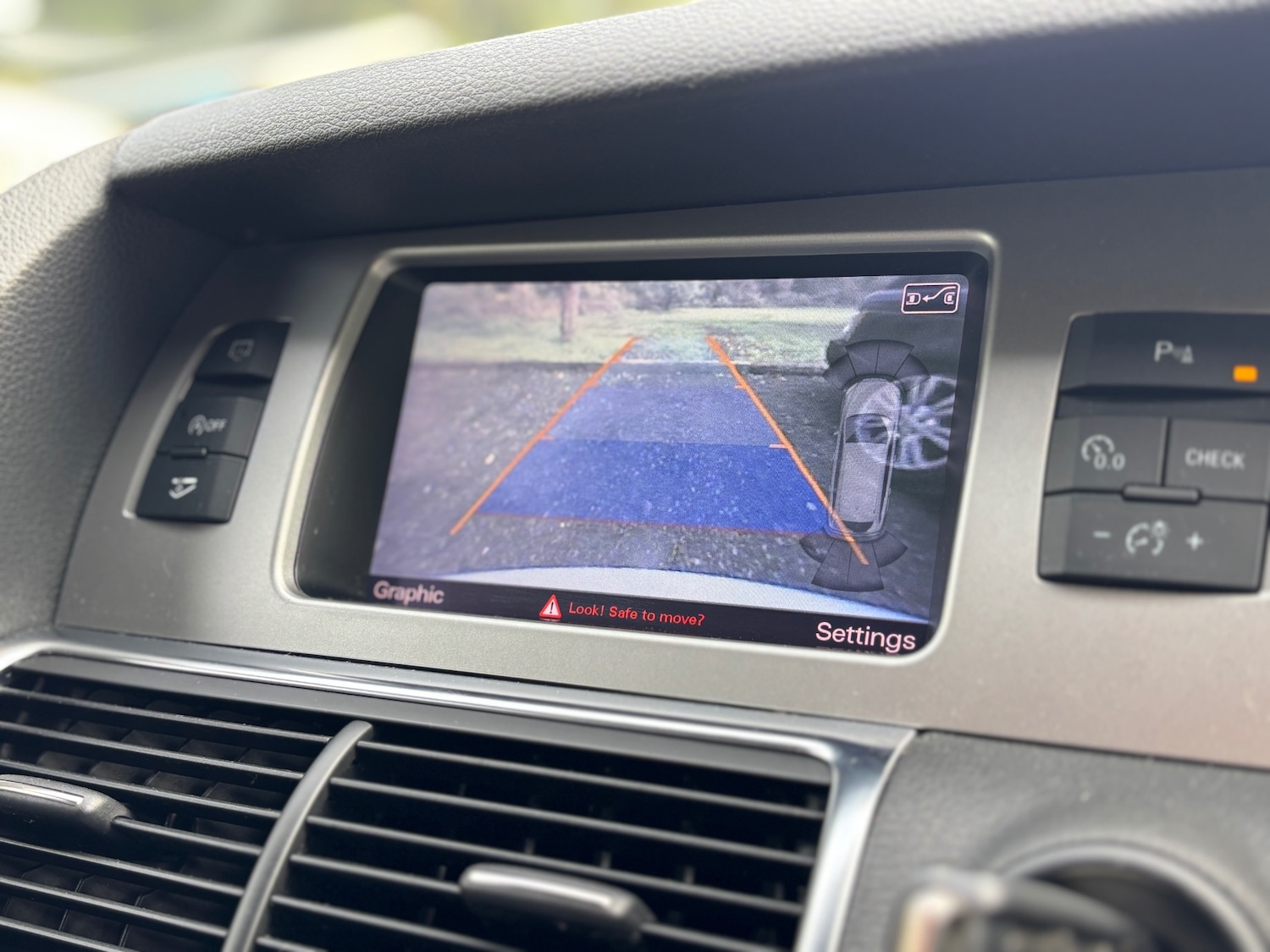 Used Audi Q7 2014 for sale - 76205778: Photo 13