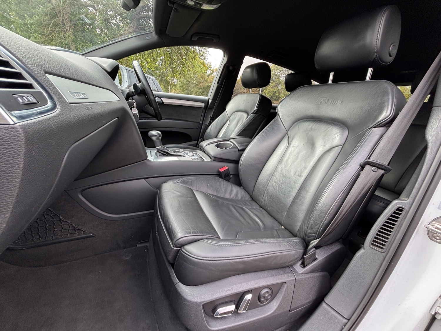 Used Audi Q7 2014 for sale - 76205778: Photo 2