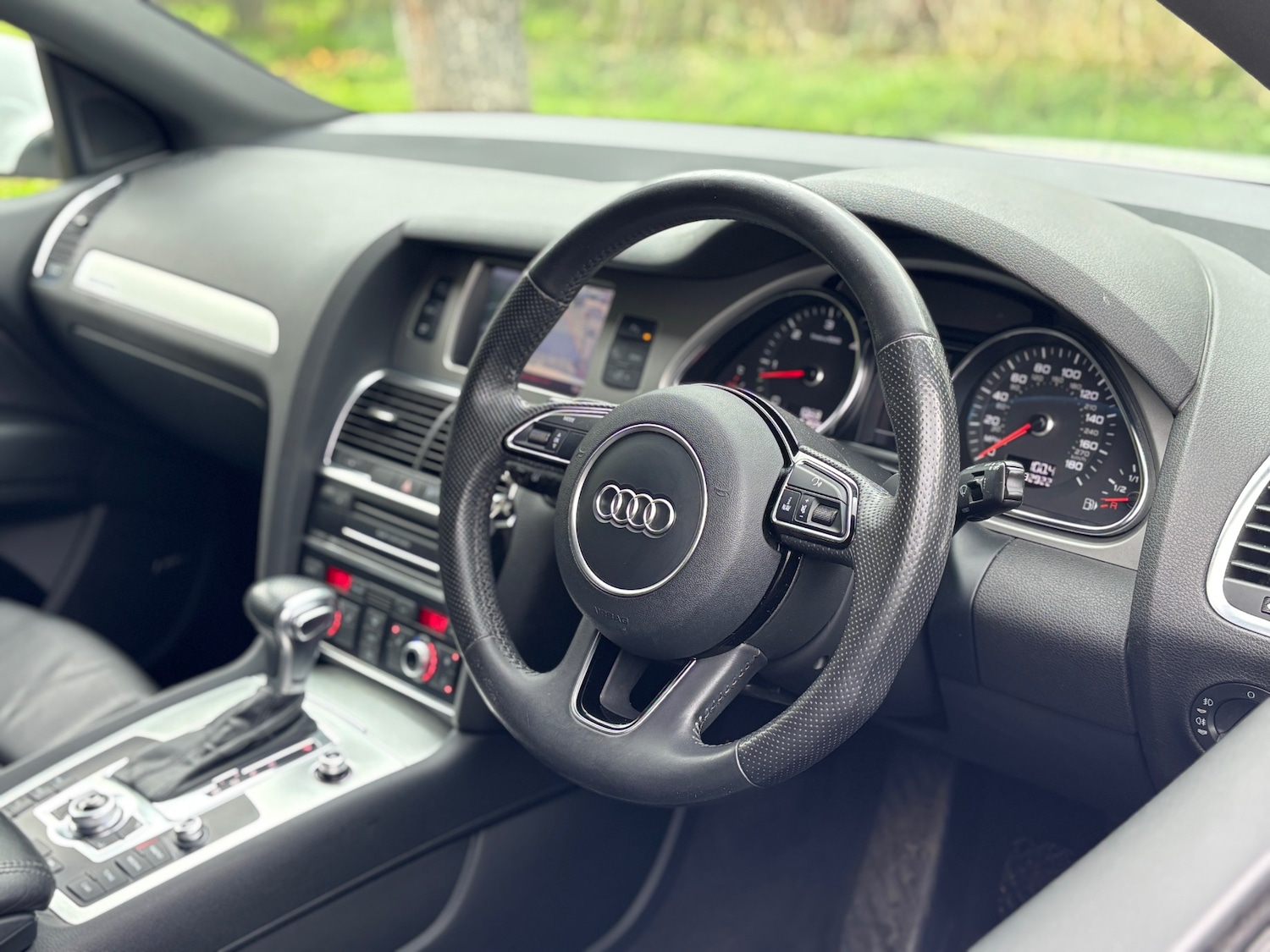 Used Audi Q7 2014 for sale - 76205778: Photo 4