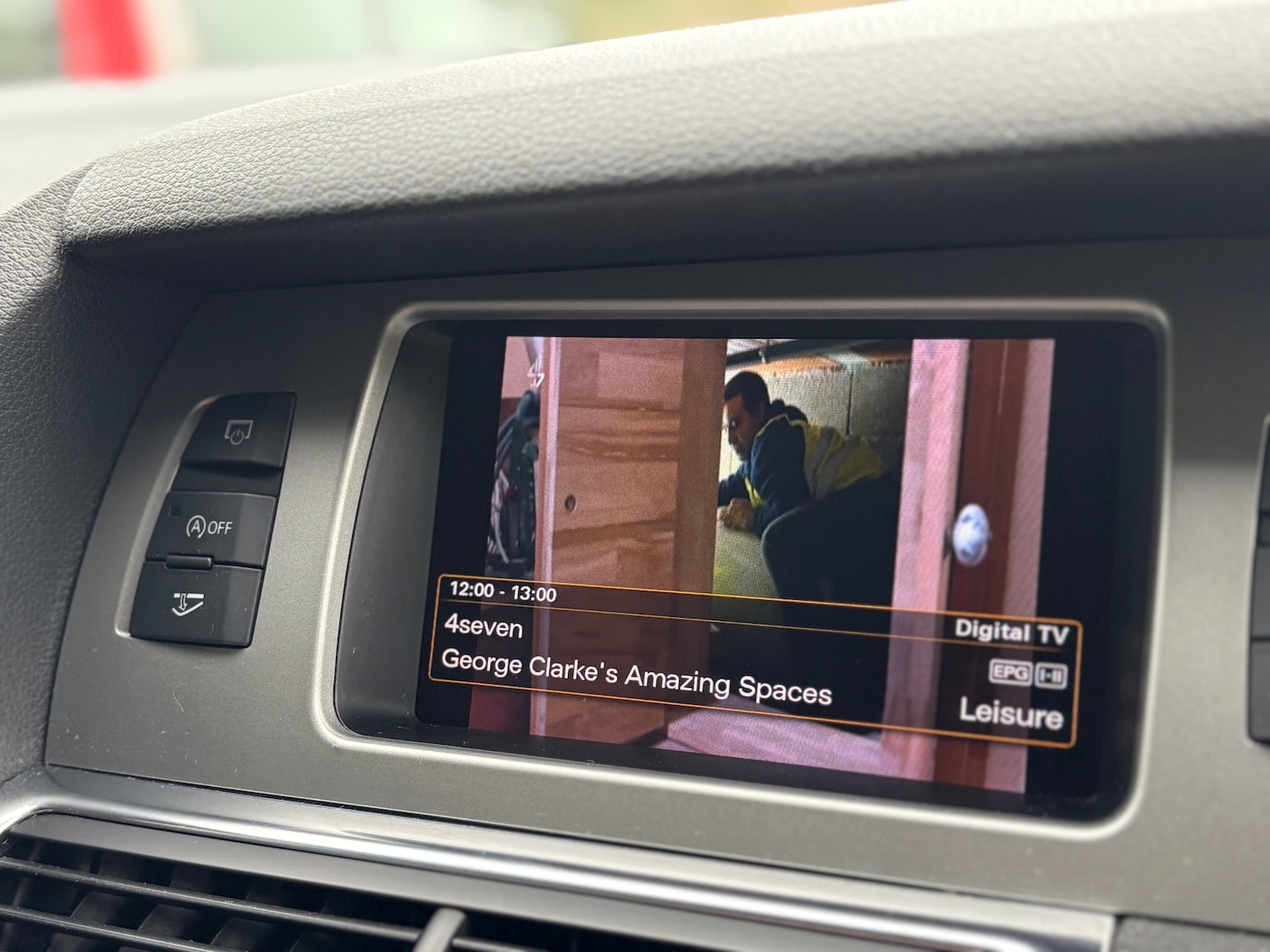 Used Audi Q7 2014 for sale - 76205778: Photo 8