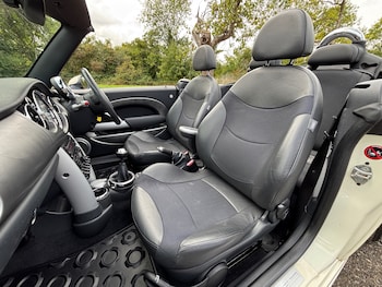 Used MINI Convertible 2006 for sale - 75891594: Photo