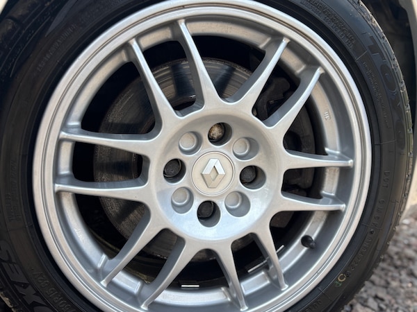 Used Renault Clio 2001 for sale - 74802981: Photo 15