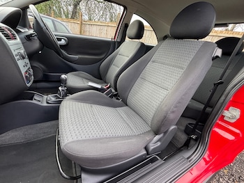 Used Vauxhall Corsa 2005 for sale - 77364062: Photo