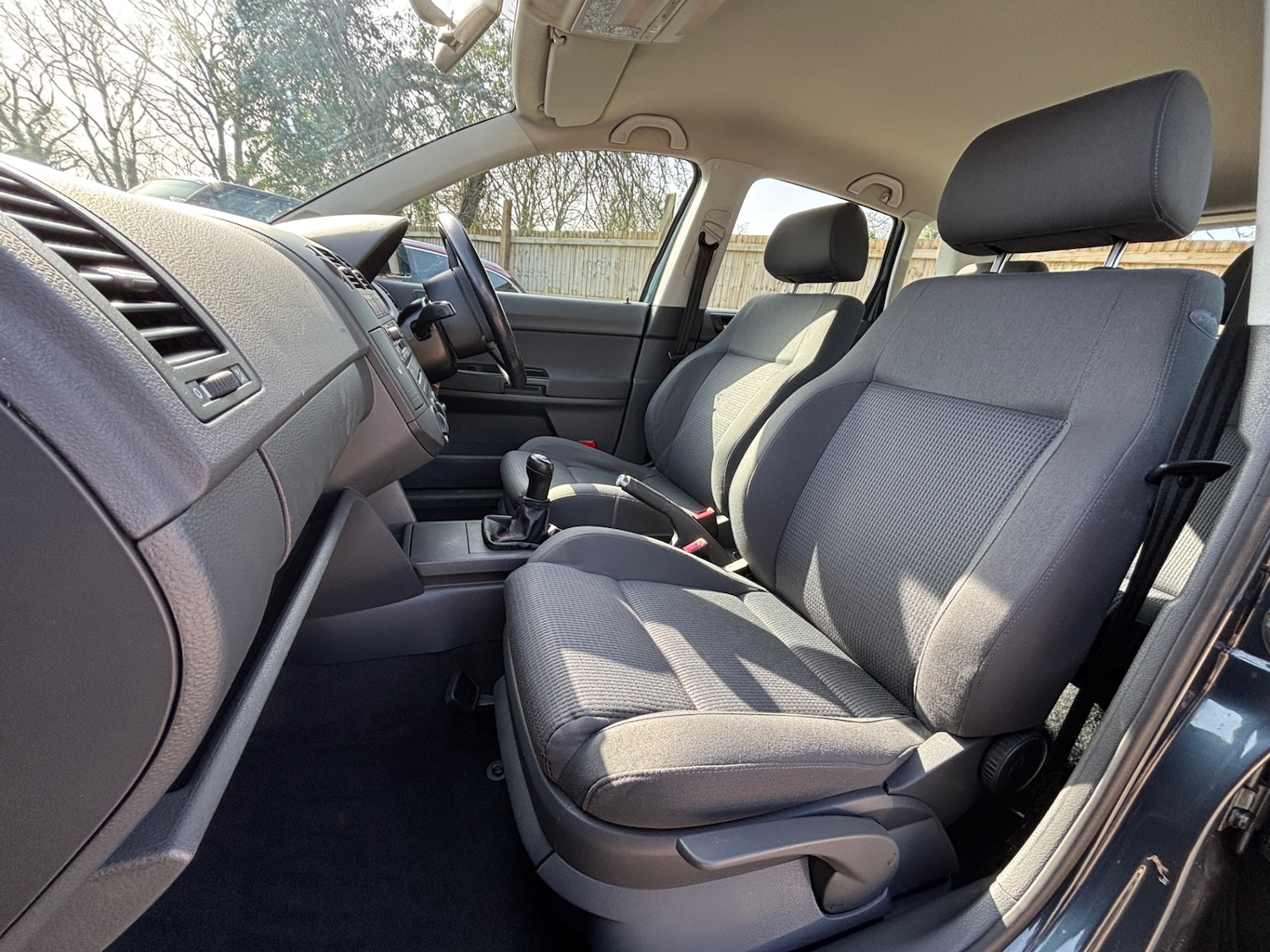 Used Volkswagen Polo 2005 for sale - 77763045: Photo 2