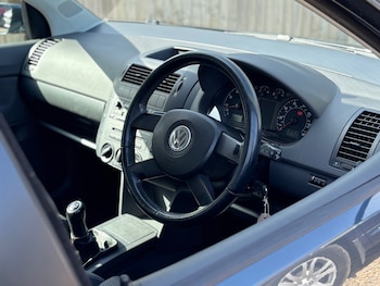 Used Volkswagen Polo 2005 for sale - 77763045: Photo