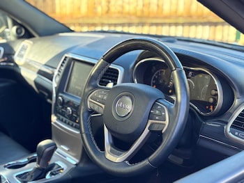 Used Jeep Grand Cherokee 2017 for sale - 77350239: Photo