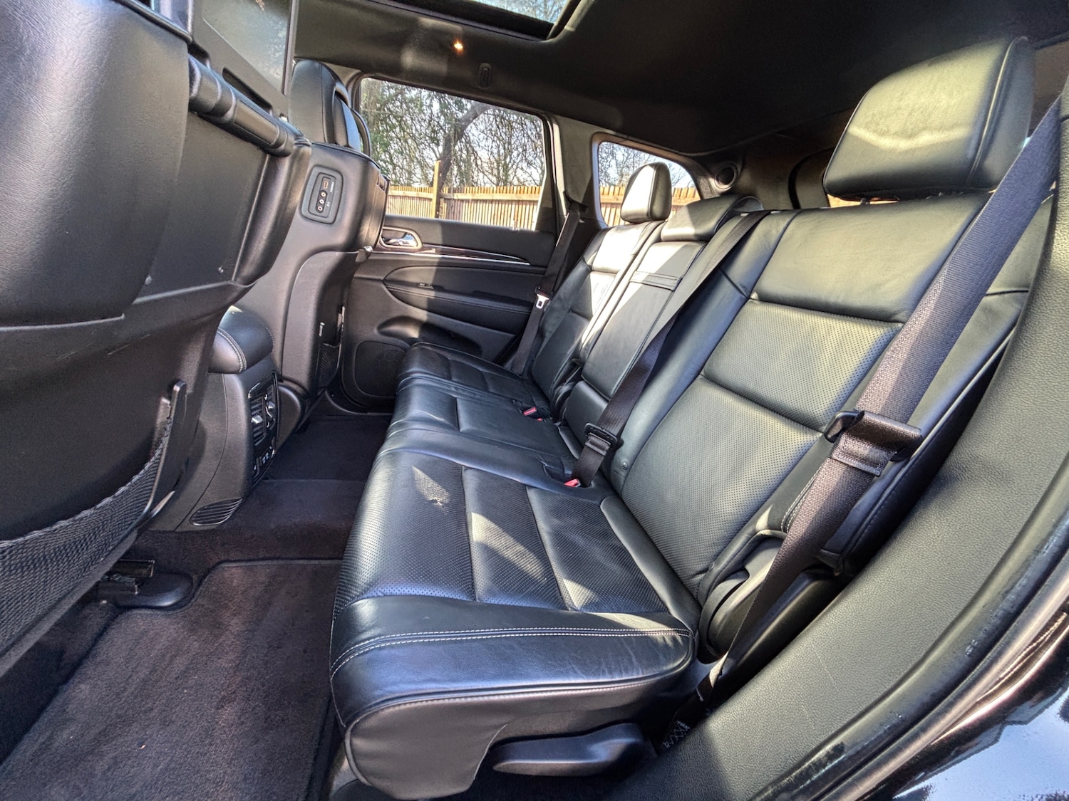 Used Jeep Grand Cherokee 2017 for sale - 77350239: Photo 8