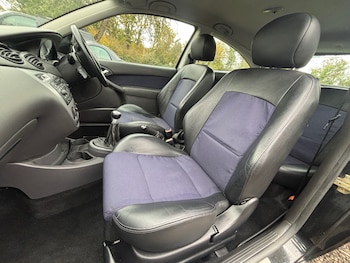 Used Ford Focus 2004 for sale - 76541632: Photo