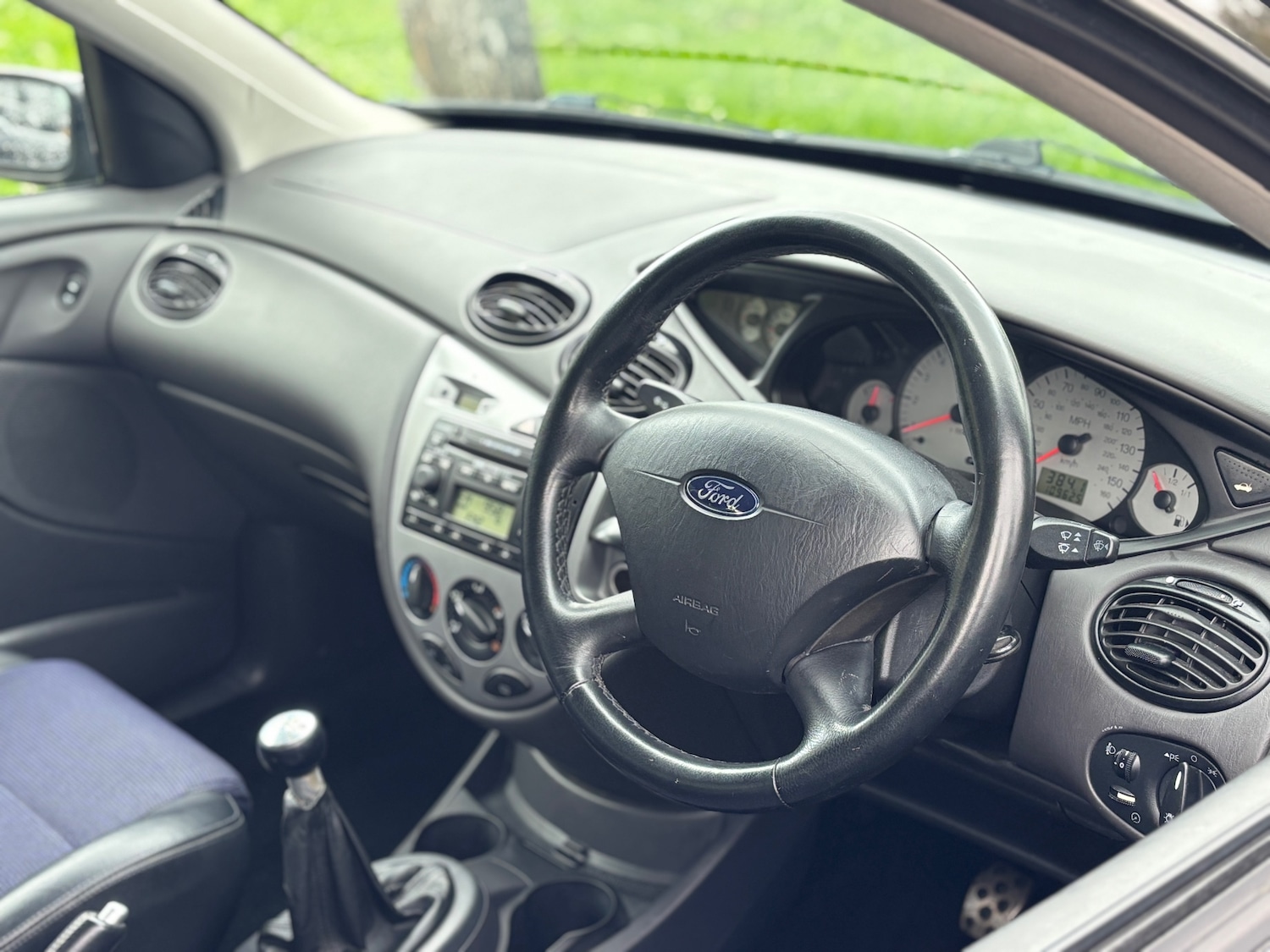 Used Ford Focus 2004 for sale - 76541632: Photo 4