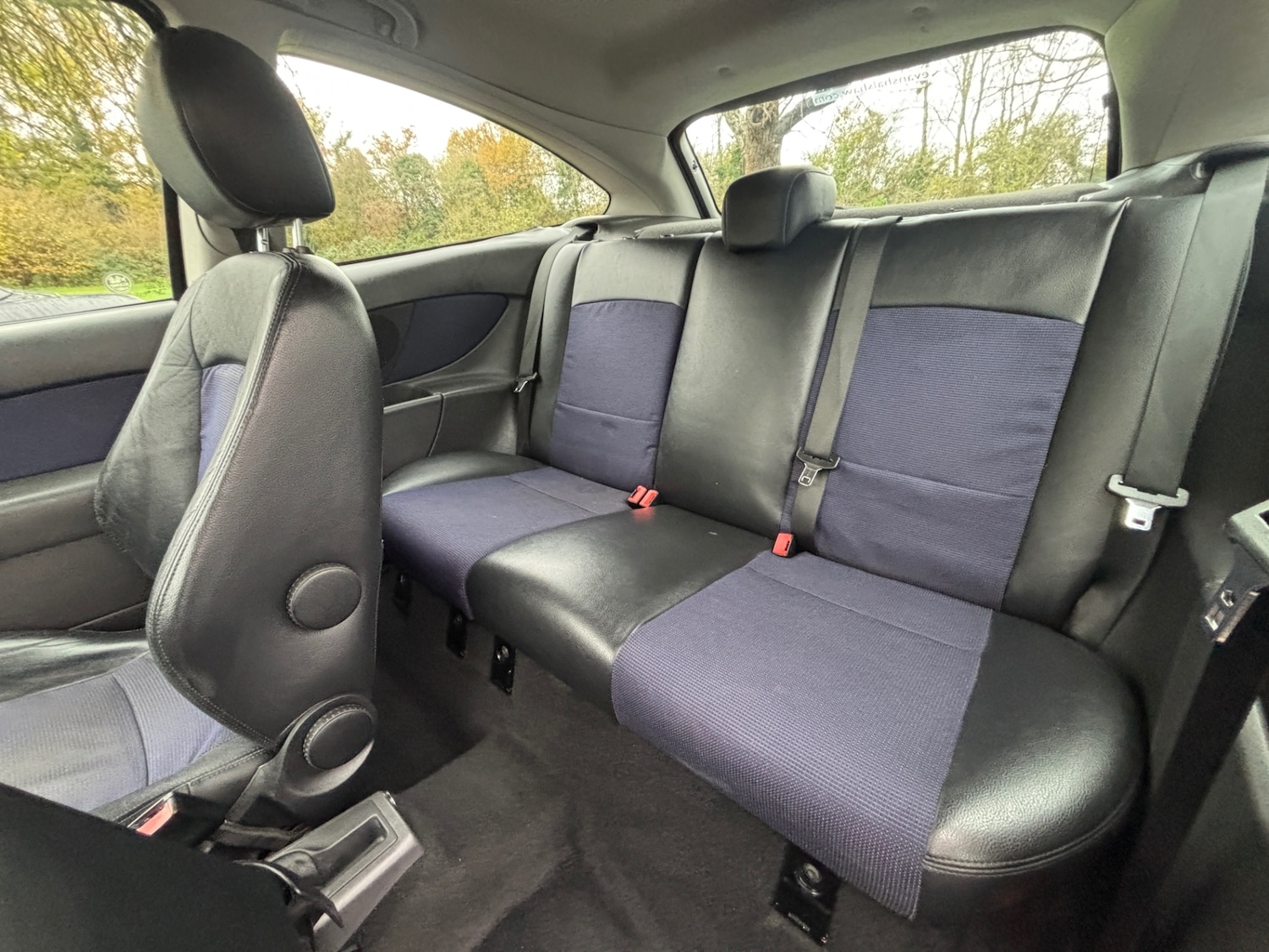 Used Ford Focus 2004 for sale - 76541632: Photo 6