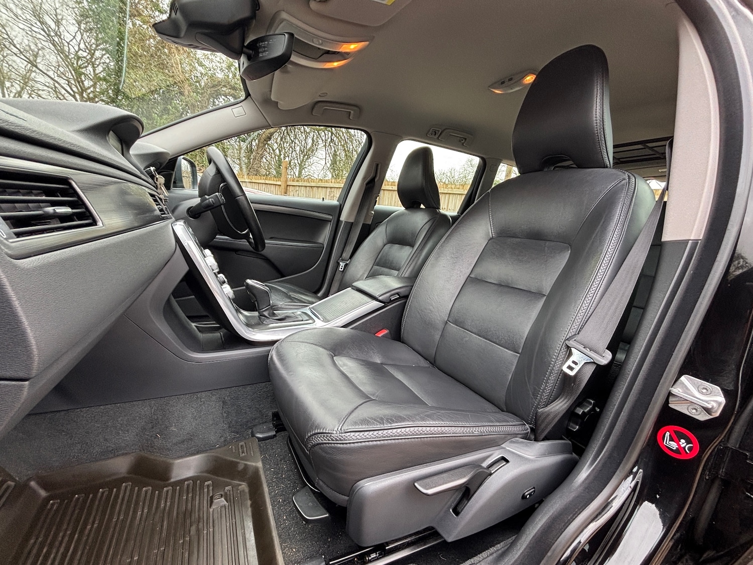 Used Volvo XC70 2016 for sale - 77691913: Photo 2