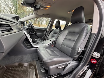 Used Volvo XC70 2016 for sale - 77691913: Photo