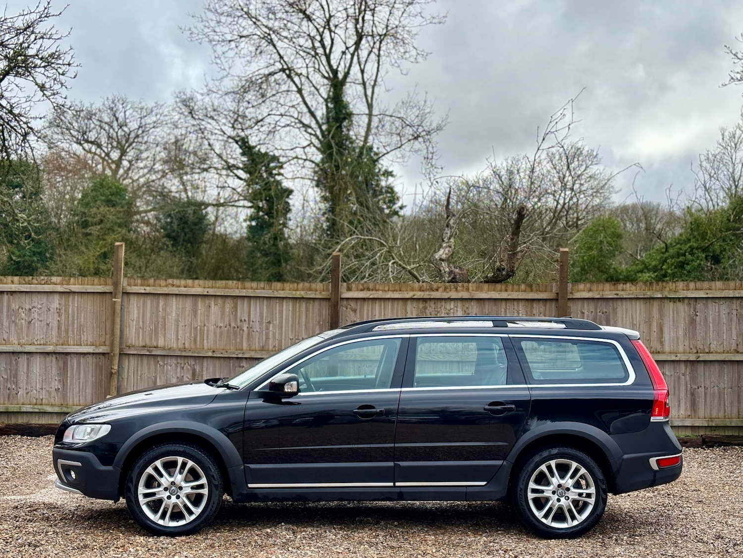 Used Volvo XC70 2016 for sale - 77691913: Photo 3