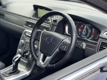 Used Volvo XC70 2016 for sale - 77691913: Photo